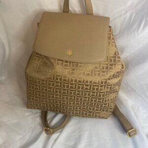 Tommy Hilfiger Signature Logo flap backpack in Tan